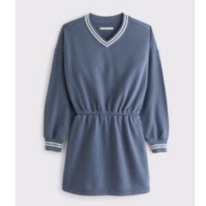 NWT Abercrombie Fleece v-neck mini dress